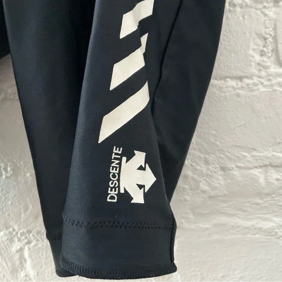 Descente Mens Black Padded
Cycling Shorts Size XL Nylon Spandex Blend - Picture 5 of 15